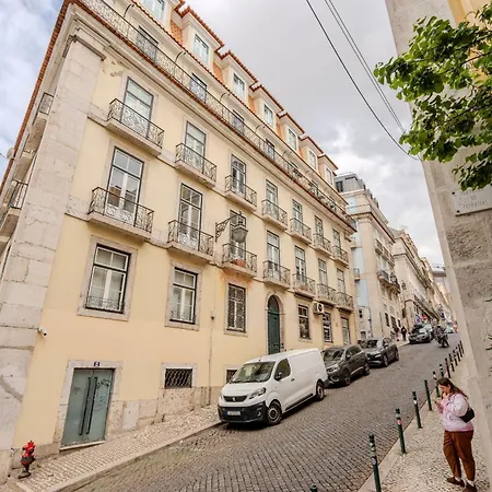 Chiado Deluxe By Homing